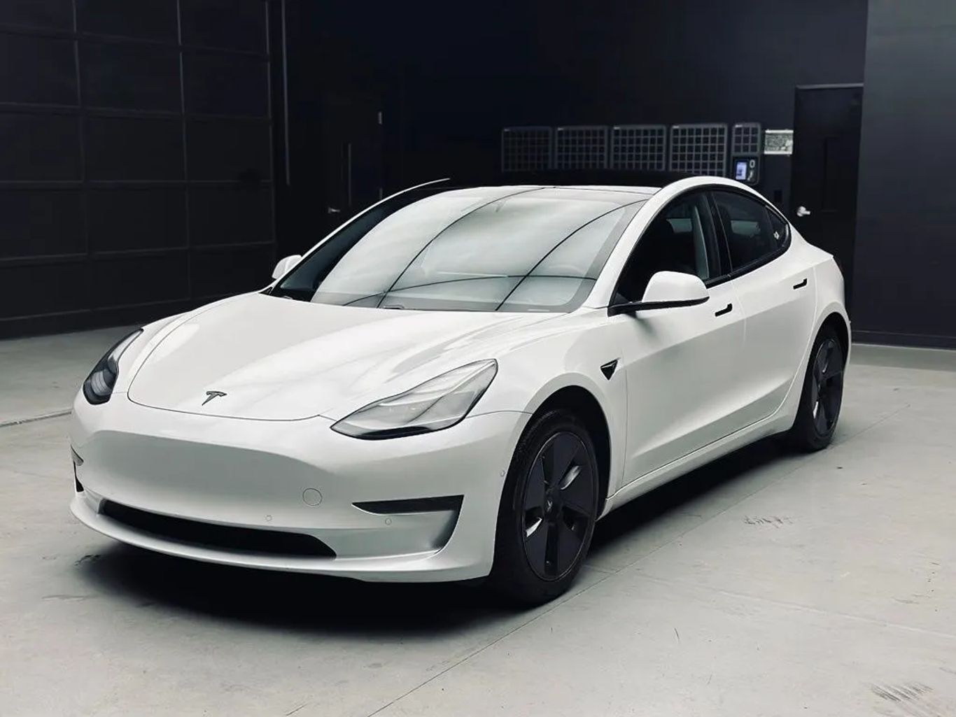 tesla model 3 2021 5YJ3E1EA2MF939700 image tesla model 3 2021 5YJ3E1EA2MF939700 image